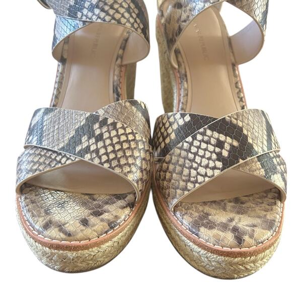 Banana Republic Leather Espadrille Wedge Sandal Women's 8 Snake Print Buckle - Picture 3 of 8